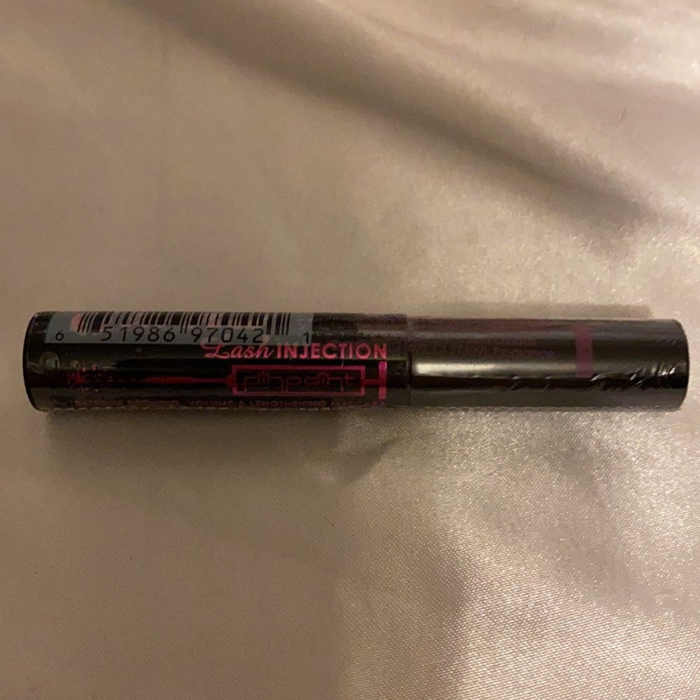 Too Faced 12 piece bundle plus bag. - Picture 4 of 8